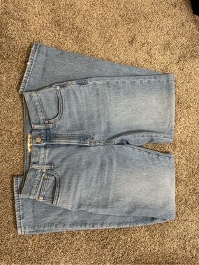 Madewell Light Blue High-Rise Straight Leg Jeans